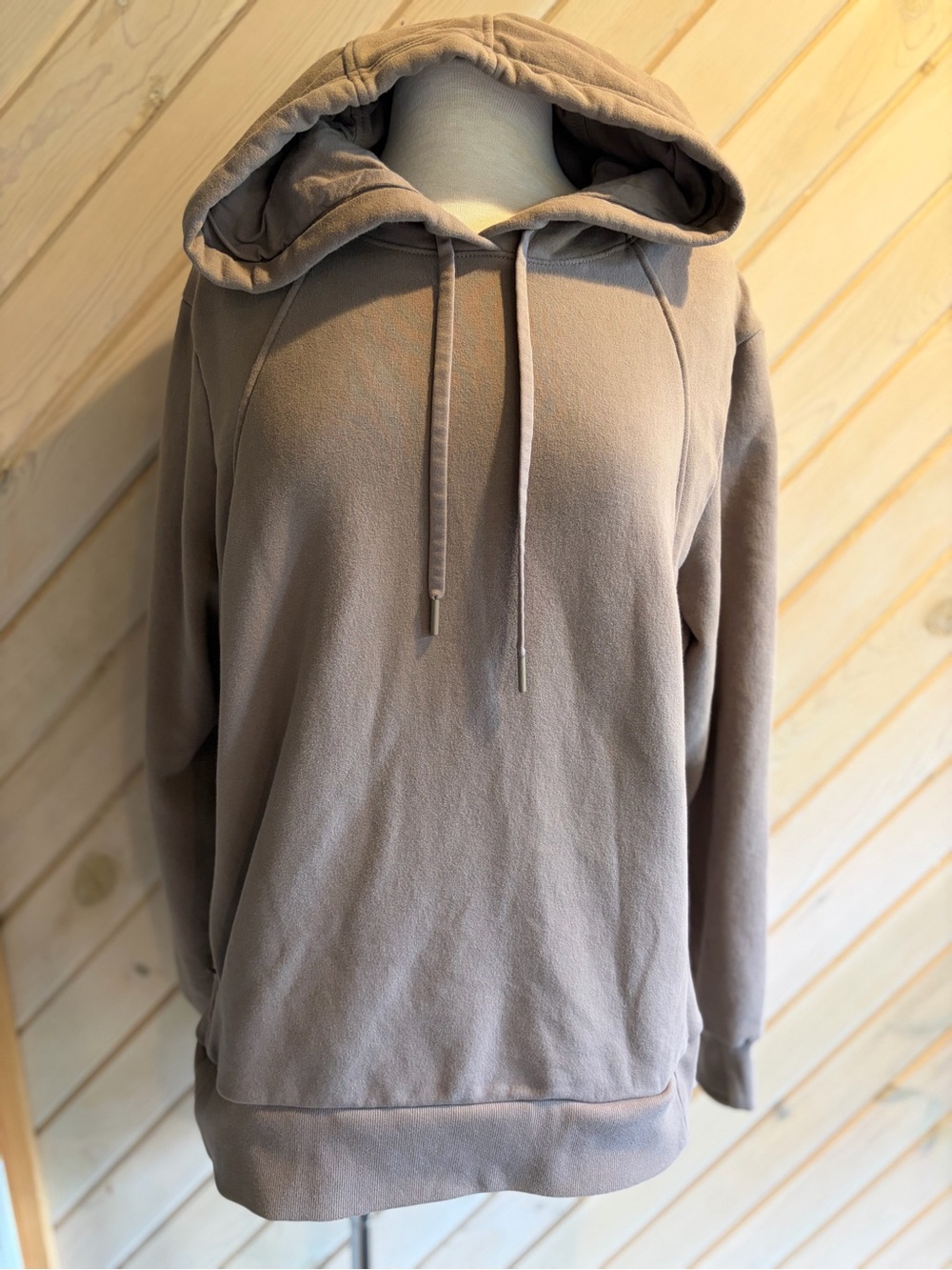 Athleta Women's Retroplush Revive Hooded Pullover Sweatshirt in Taupe